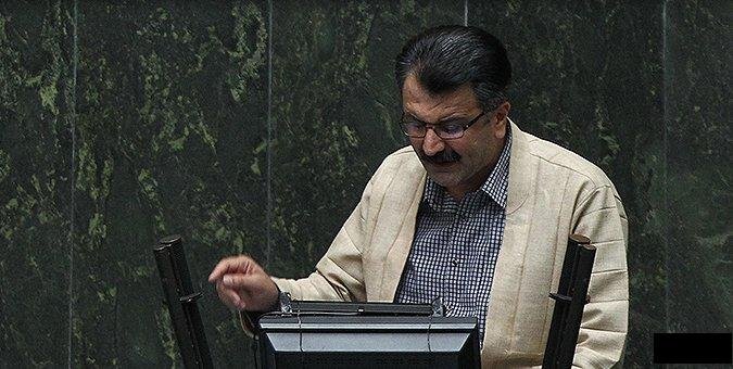 بیگلری از بی توجهی  بانیان برگزاری مراسم تحلیف رئیس جمهور به علمای اهل سنت انتقاد کرد