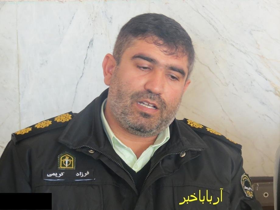 کشف محموله بزرگ قاچاق تلفن همراه در بانه