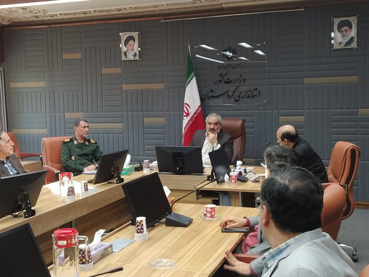 محدودیت‌ها در ورودی شهرهای کردستان اعمال می شود/ ۲١ نفر از کارکنان مراکز درمانی به کرونا مبتلا شده‌اند