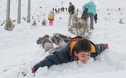 مدارس ابتدایی بانه در نوبت صبح تعطیل شد
