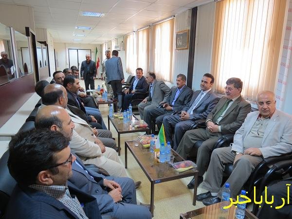 برسی جزئیات تردد مسافر از مرز سیران بند بانه توسط مسئولین کردستان ایران و عراق