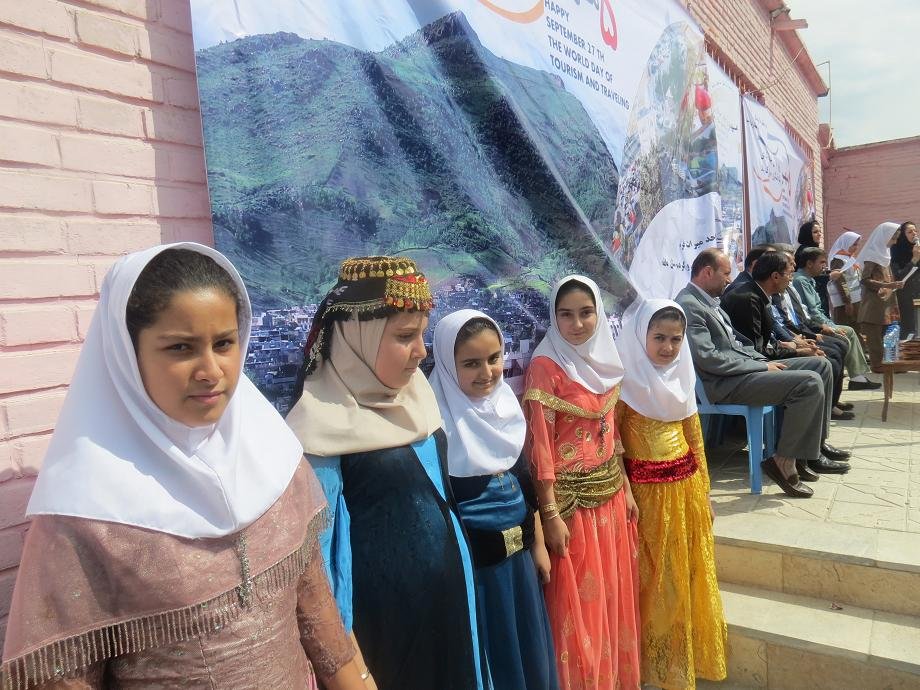 مراسم نمادين روز گردشگري در بانه برگزار شد + تصاوير