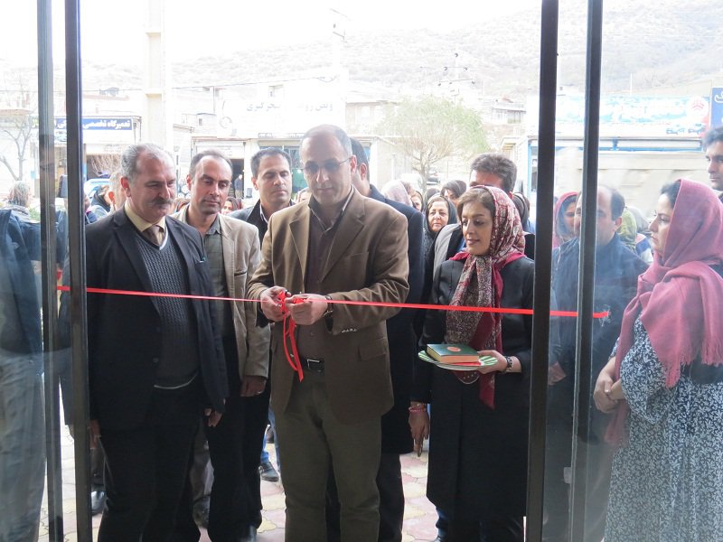نمایشگاه‎هایی که مورد بی‎مهری واقع می‎شوند؛ بانوان کارآفرین بانه‎ای نیازمند حمایت مسئولین و مردم + تصاویر