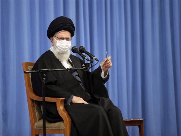 انتقام شهادت سردار سلیمانی قطعی است/ دشمنی آمریکا با رفتن ترامپ تمام نمی‌شود/ از مسئولان به شرط پایبندی به اهداف ملت، حمایت می‌کنم