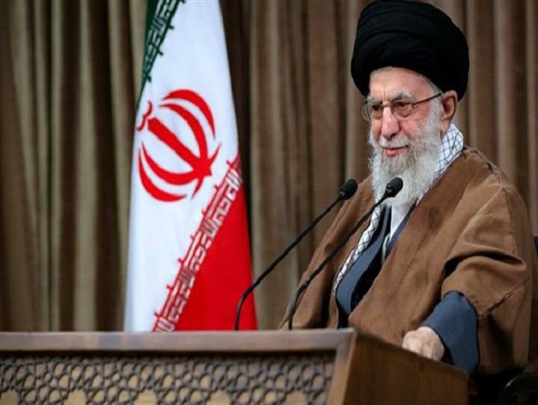 جوانان ما در فضای مجازی امیدآفرینی کنند/ دشمن می‌خواهد زنجیره توصیه به حق و صبر را در جامعه قطع کند