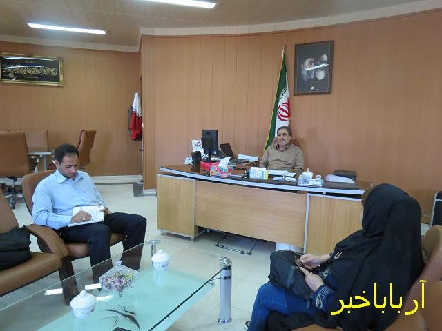 فرماندار بانه از خبرنگاران رسانه های خبری این شهرستان در روز خبرنگار تجلیل کرد