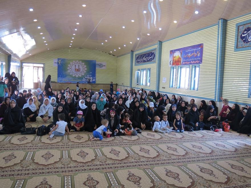 مراسم بزرگداشت روز دختر در یادمان بوالحسن برگزار شد