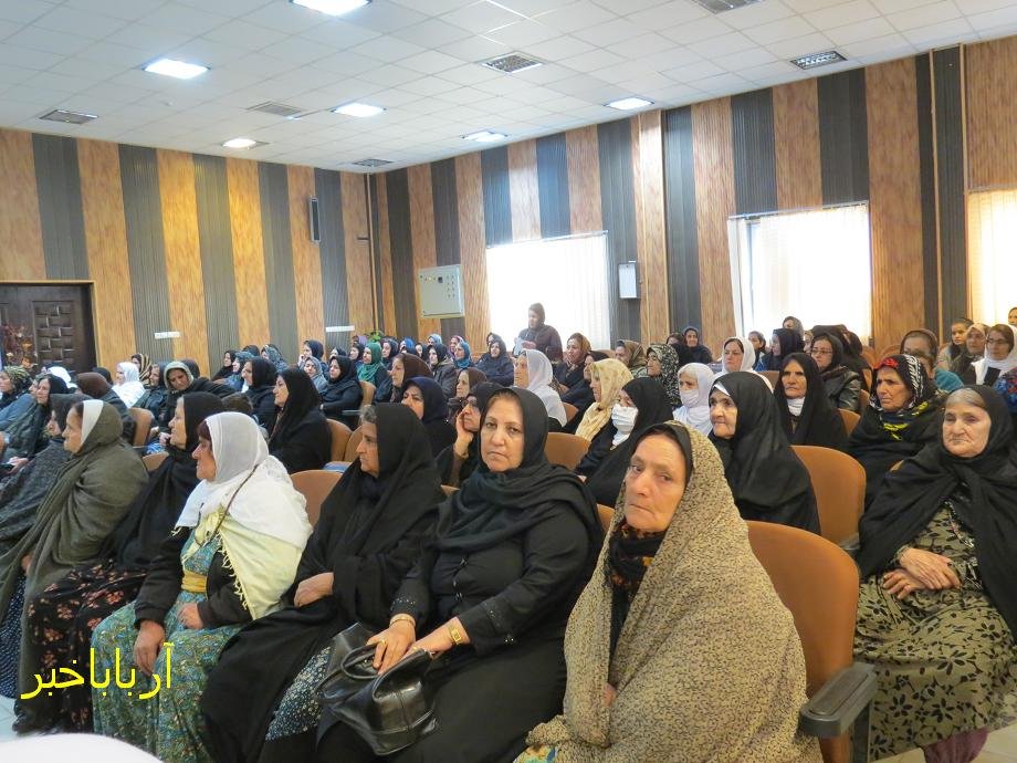 همایش اسوه های صبر و مقاومت در بانه برگزار شد/ گزارش تصویری