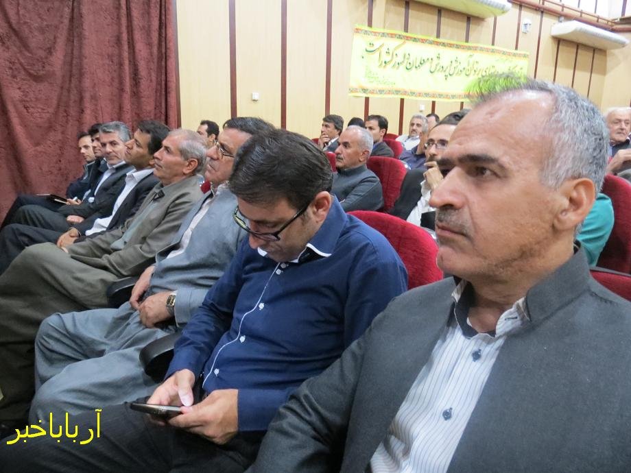 گرامیداشت هفته معلم در بانه به روایت تصویر