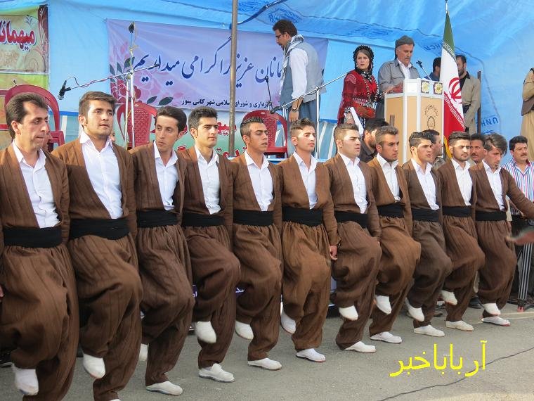 جشنواره موسیقی بومی محلی بخش نمشیر در شهر کانی سور برگزار شد+ عکس