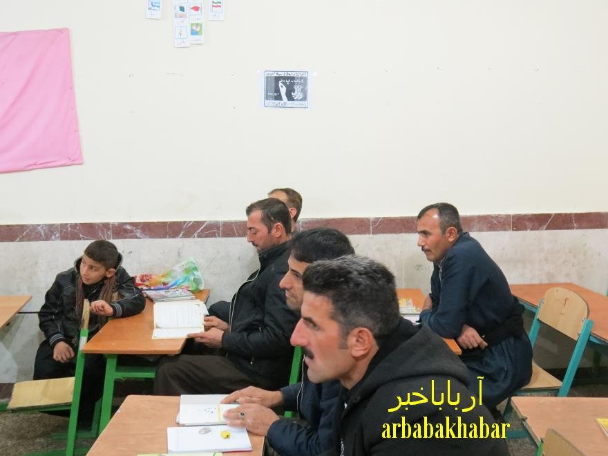 شرکت قریب به 5 هزار نفر در کلاس های سوادآموزی بانه