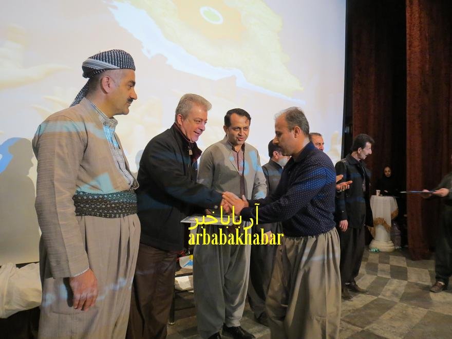 تجلیل از سه خبازی و رستوران نمونه در شهرستان بانه