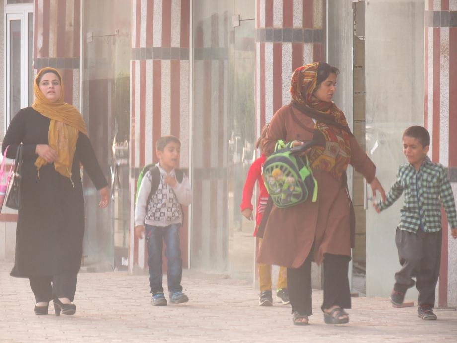 گزارش تصويري از اولين روز  كلاس اولي ها در بانه
