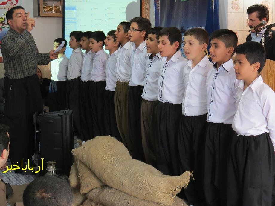 جشن انقلاب در روستای رشید قلعه ی بانه برگزار شد + تصاویر