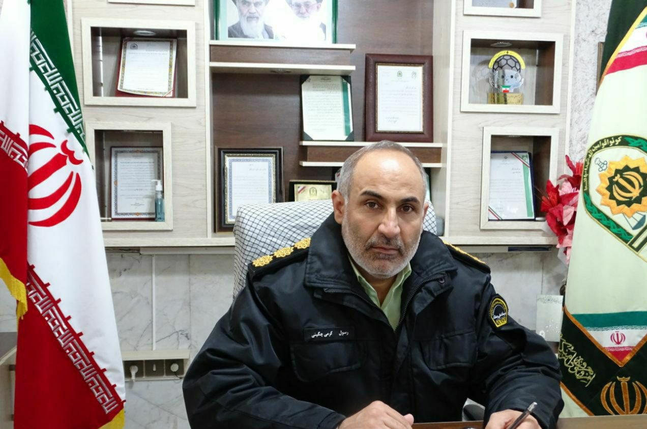 کشف بیش از ۷ هزار عدد مواد محترقه از یک واحد صنفی در بانه
