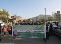 همایش بزرگ پیاده روی خانوادگی بمناسبت هفته سلامت در بانه برگزار شد