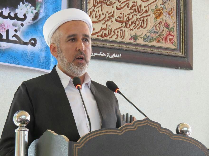 امام جمعه موقت بانه خواستار نظارت و ساماندهی بر منازل استیجاری در آستانه سال نو شد