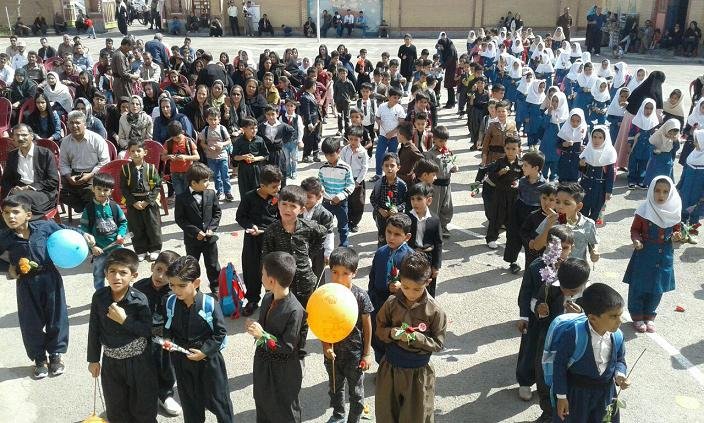 بیش از 8 هزار دانش آموز بانه ای در جشن غنچه ها، شکوفه ها و جوانه ها حضور یافتند