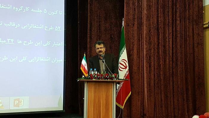وعده مسئولین در خصوص بیمه کولبران محقق نشده است