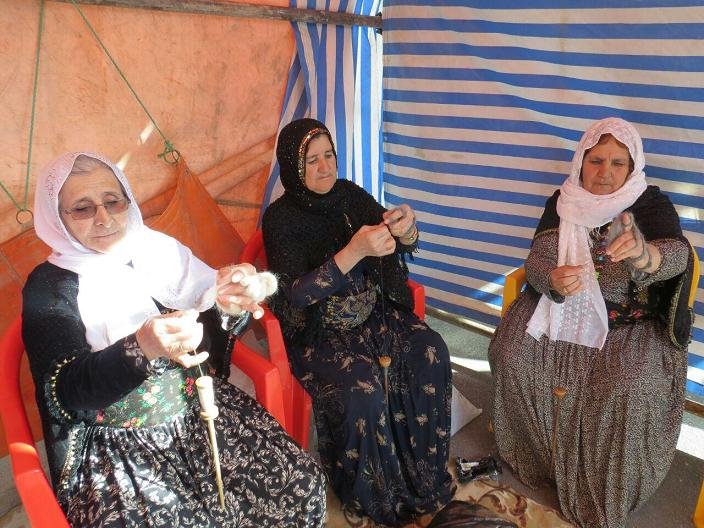 افتتاح نمايشگاه صنايع دستي آرمرده به روايت تصوير