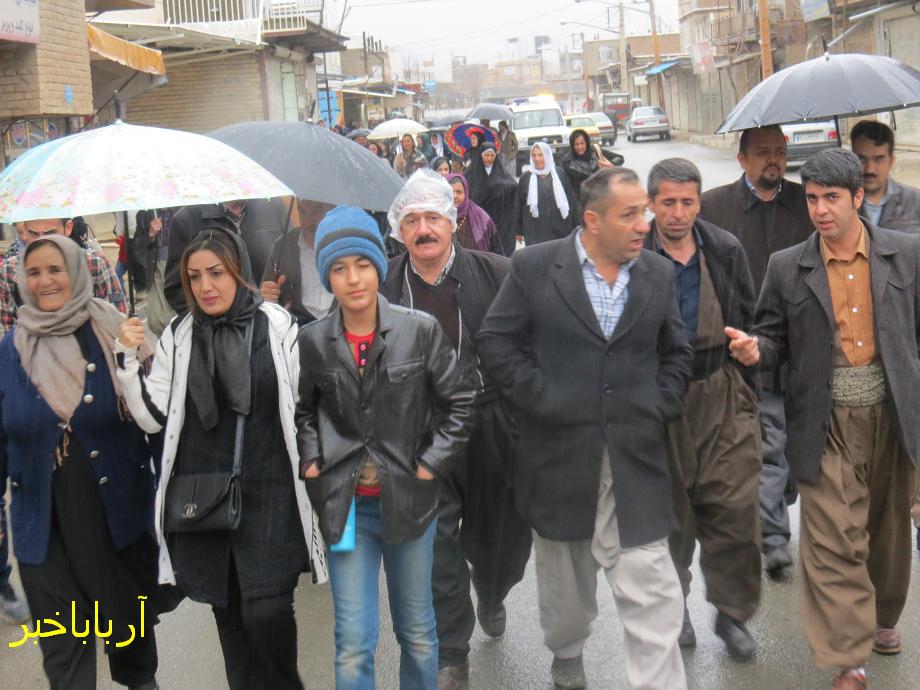 آرباباخبر: همایش پیاده روی خانوادگی روز شهدا